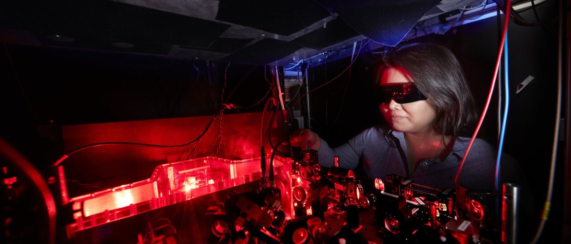 Cavity enhanced frequency doubling stage to generate 323 nm light.